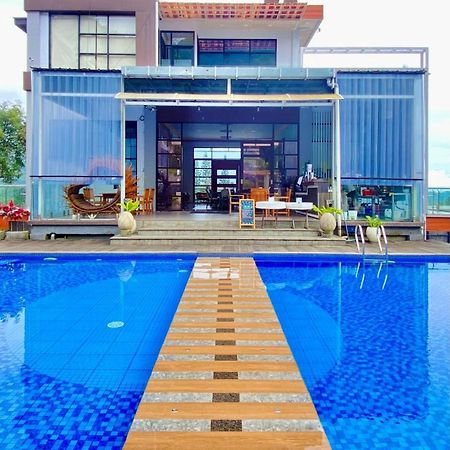 De Pointe Resort & Resto Campaka Bagian luar foto