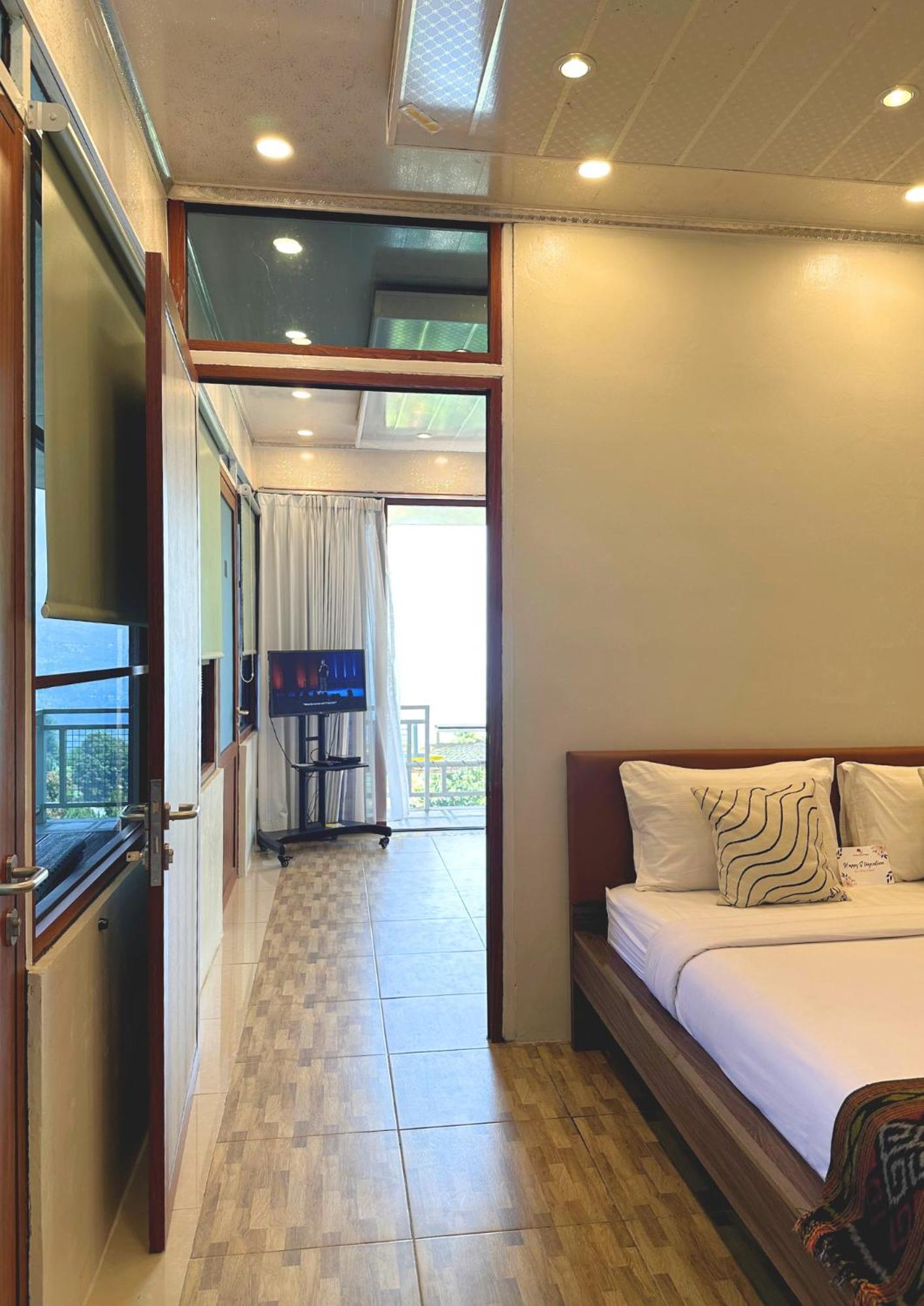 De Pointe Resort & Resto Campaka Bagian luar foto