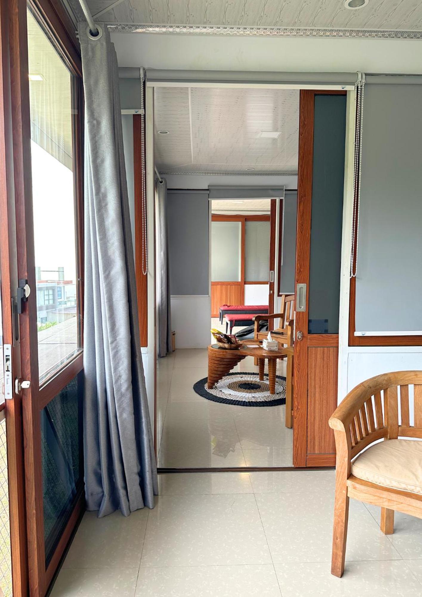 De Pointe Resort & Resto Campaka Bagian luar foto