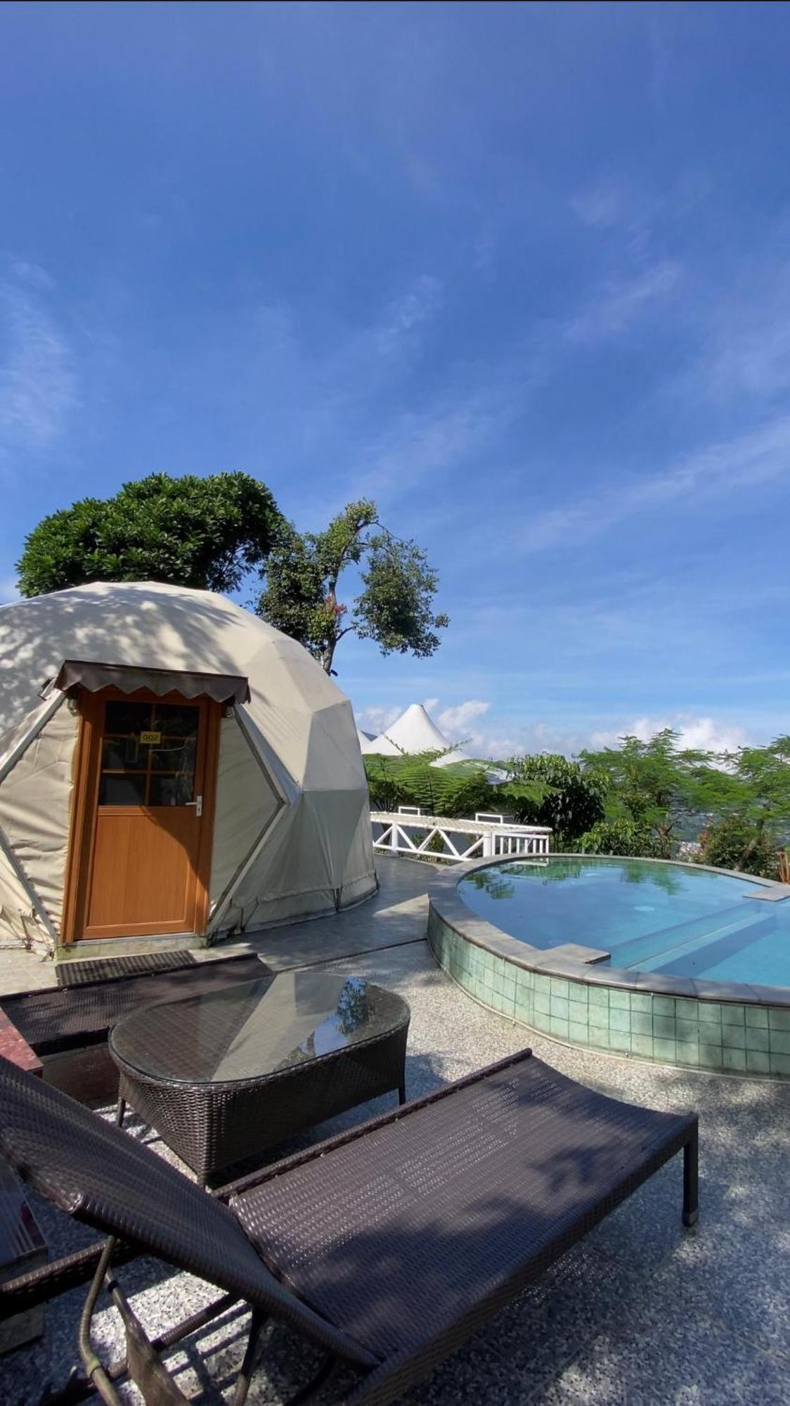De Pointe Resort & Resto Campaka Bagian luar foto